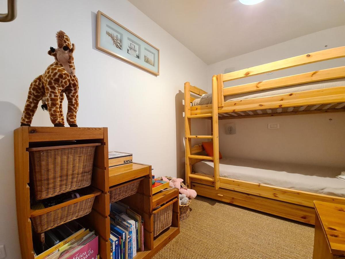 Large Private Garden, Quiet 2-Bedroom Apartment, Air Conditioning, Wifi, Parking 卡西斯 外观 照片