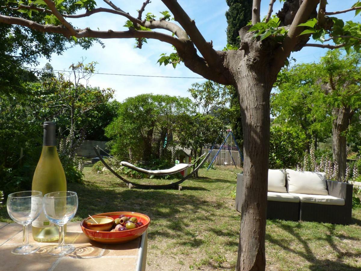 Large Private Garden, Quiet 2-Bedroom Apartment, Air Conditioning, Wifi, Parking 卡西斯 外观 照片